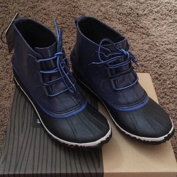 Sorel Out N About Waterproof Rain Boot - Picture 6 of 8